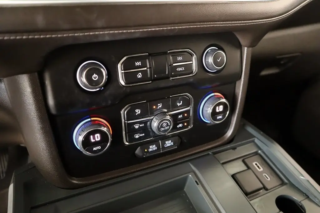 2022 Chevrolet Tahoe LS photo 7