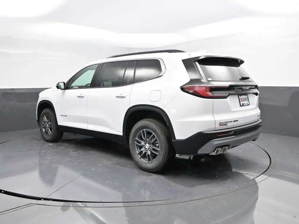 2026 Gmc Acadia Elevation photo 2