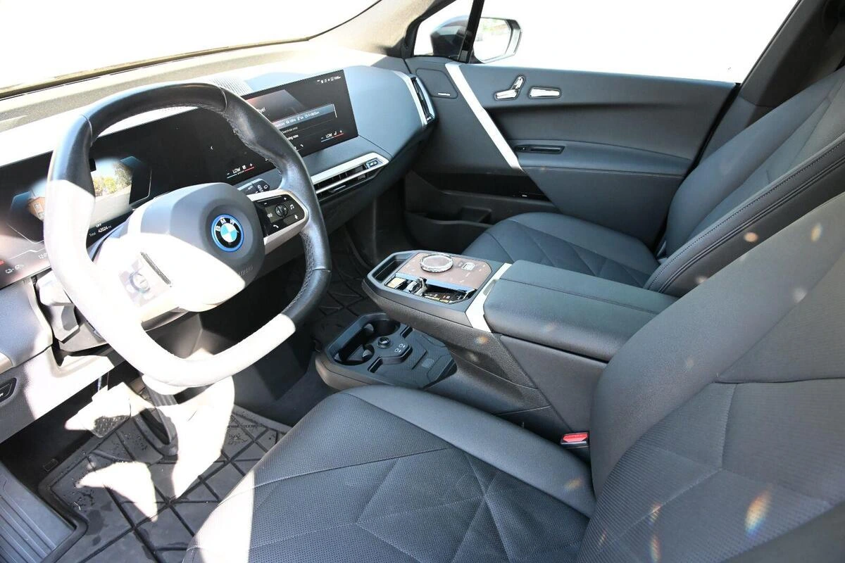 2024 BMW iX Base - Photo 9