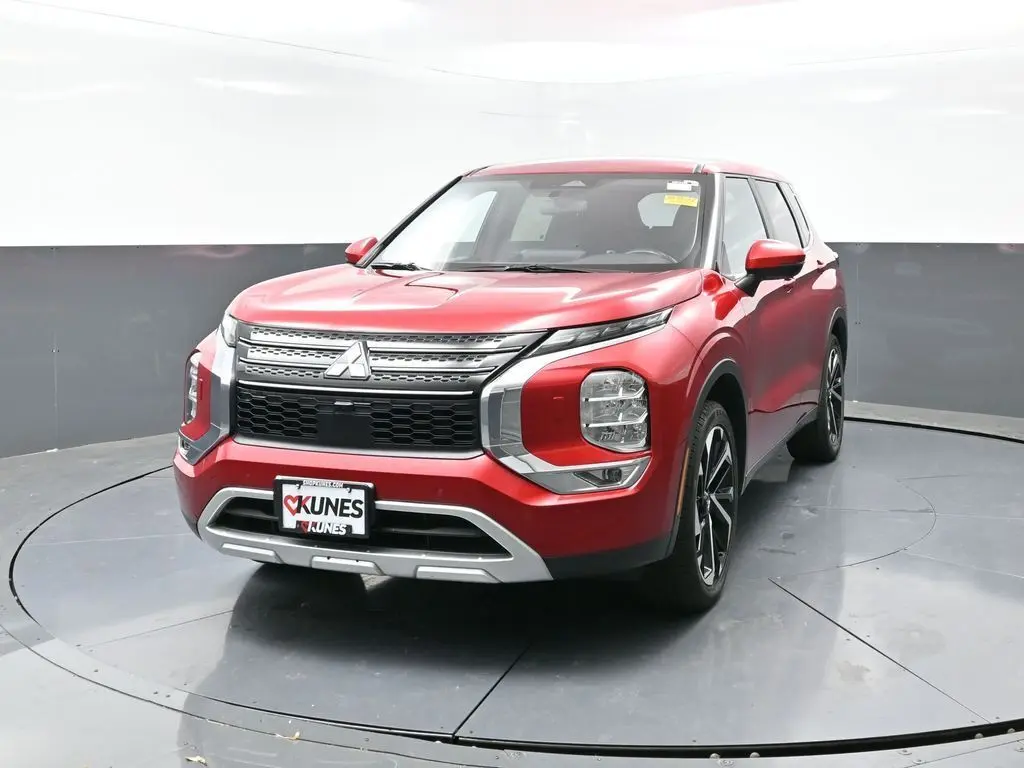 2024 Mitsubishi Outlander SE Ralliart photo 4