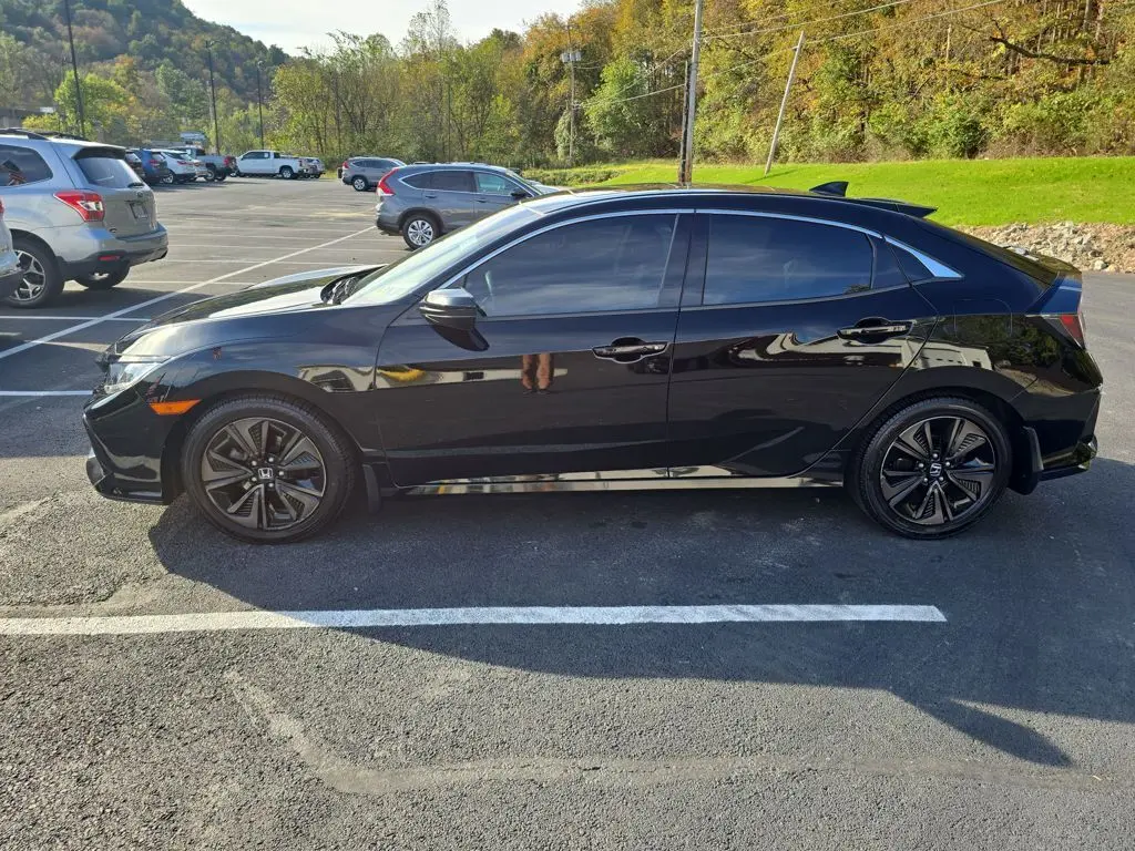 2019 Honda Civic Hatchback EX photo 2