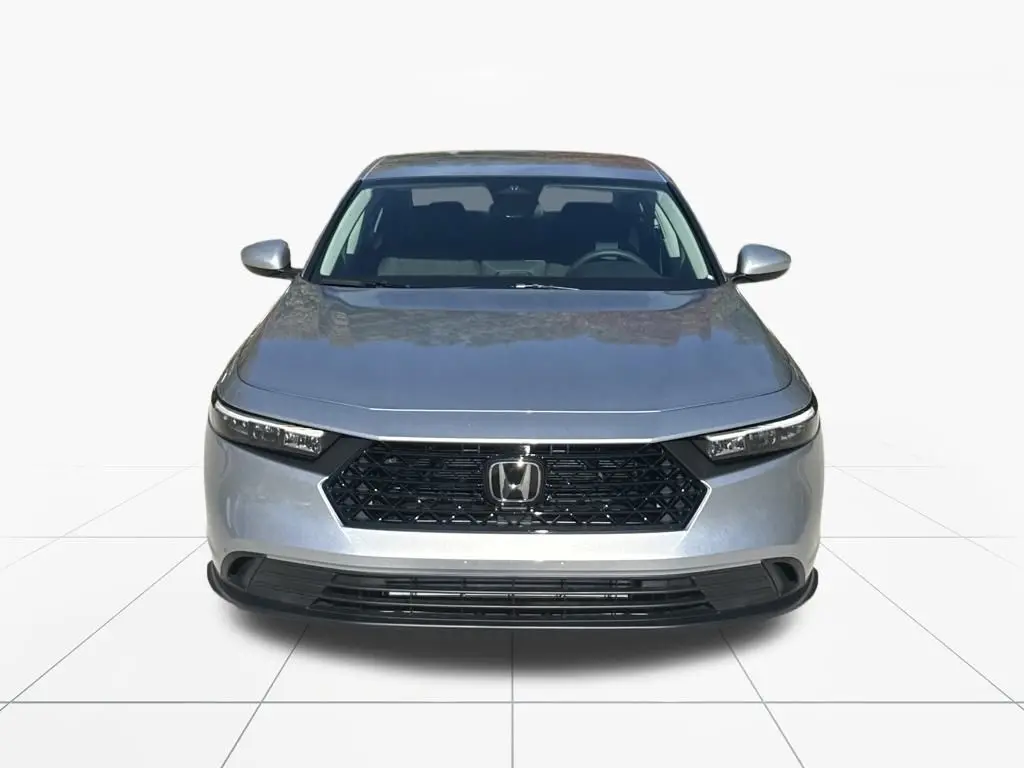 2025 Honda Accord LX photo 2