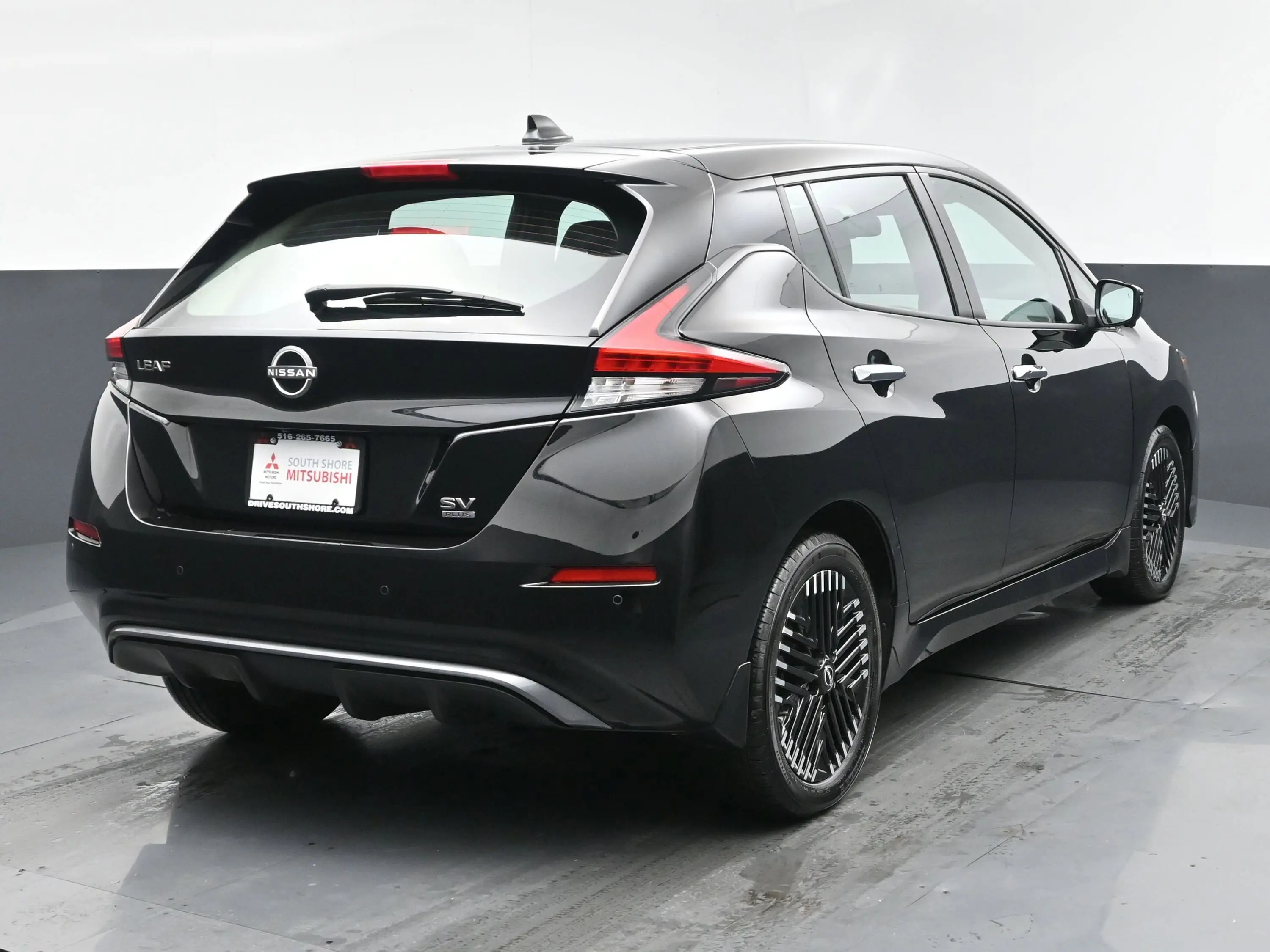2023 Nissan Leaf SV Plus photo 24