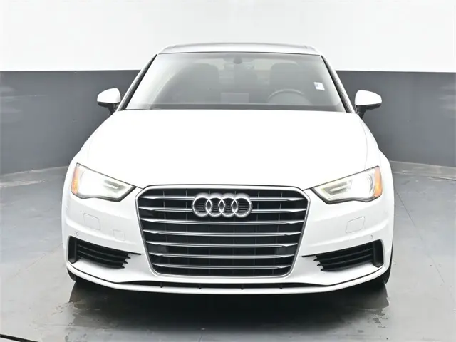 2016 Audi A3 1.8T Premium Plus photo 3