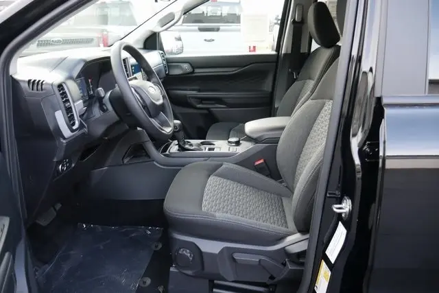 2025 Ford Ranger XL photo 2