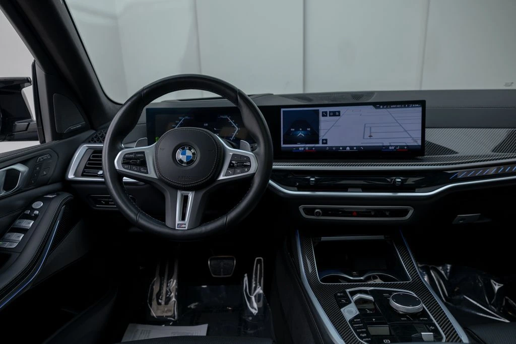 2025 BMW X7 M60i - Photo 17