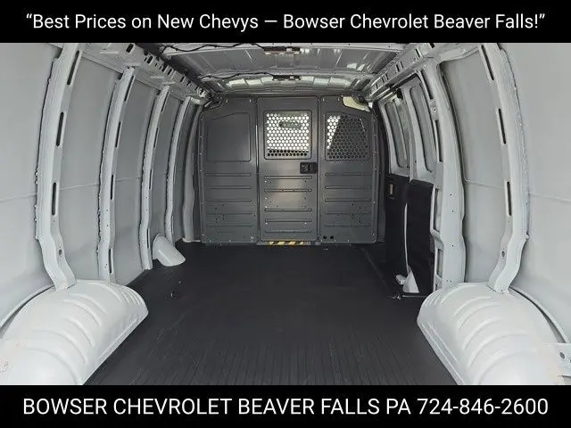 2025 Chevrolet Express 2500 Work Van Cargo photo 2