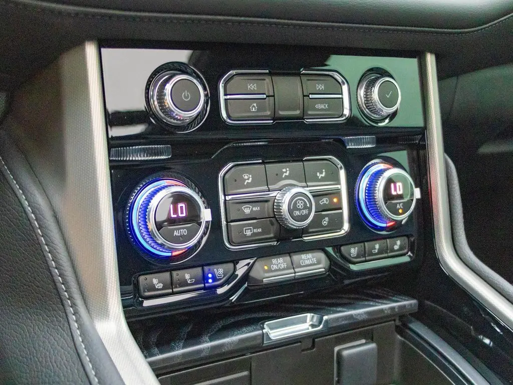 2023 Gmc Yukon XL Denali photo 31