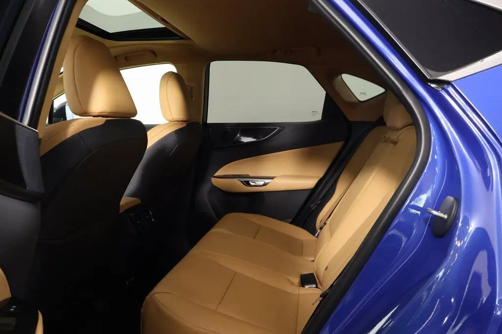 2026 Lexus NX 350 photo 6