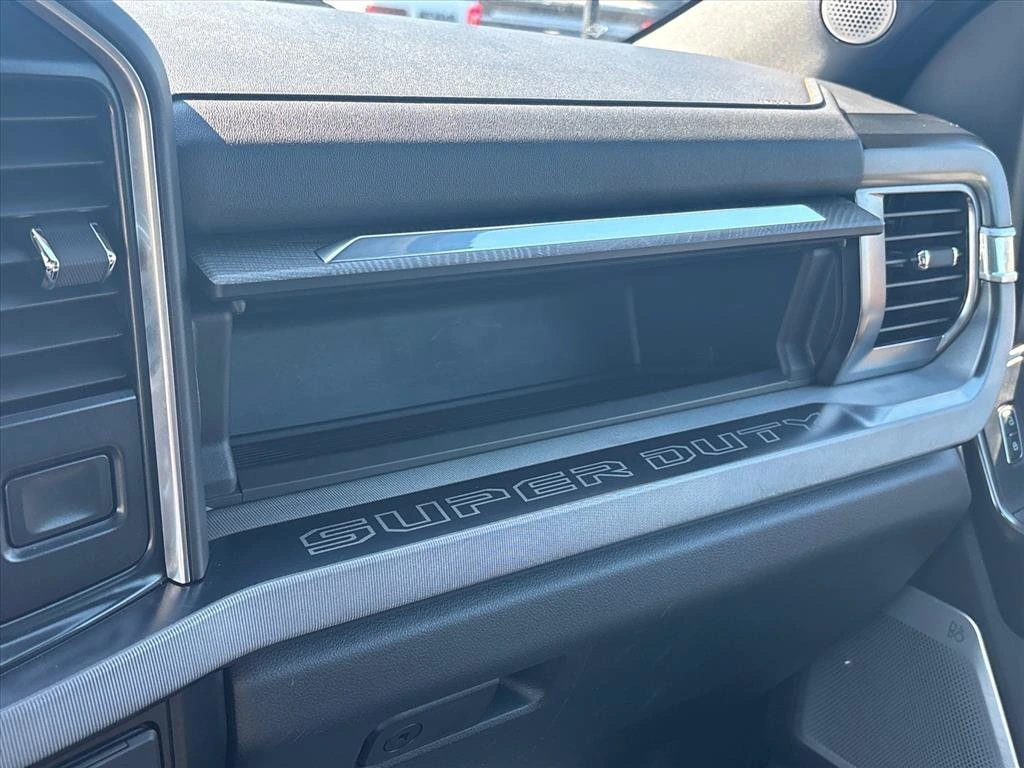 2023 Ford F-250 Super Duty Platinum - Photo 43