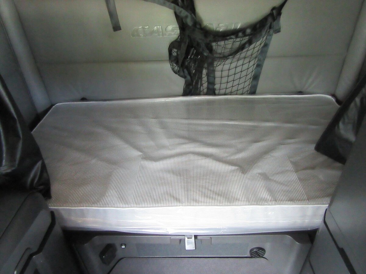 2022 Freightliner Cascadia - image 26