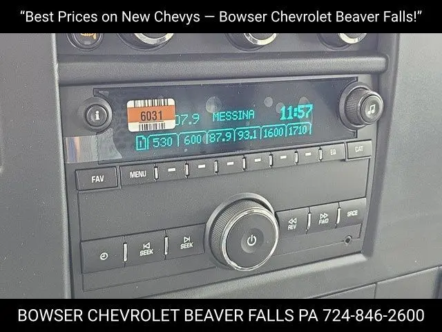 2025 Chevrolet Express 2500 Work Van Cargo photo 5