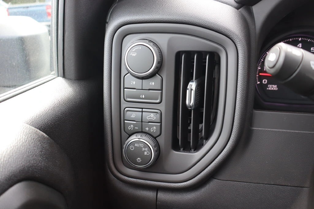 2026 Chevrolet Silverado 2500 HD Custom - Photo 7
