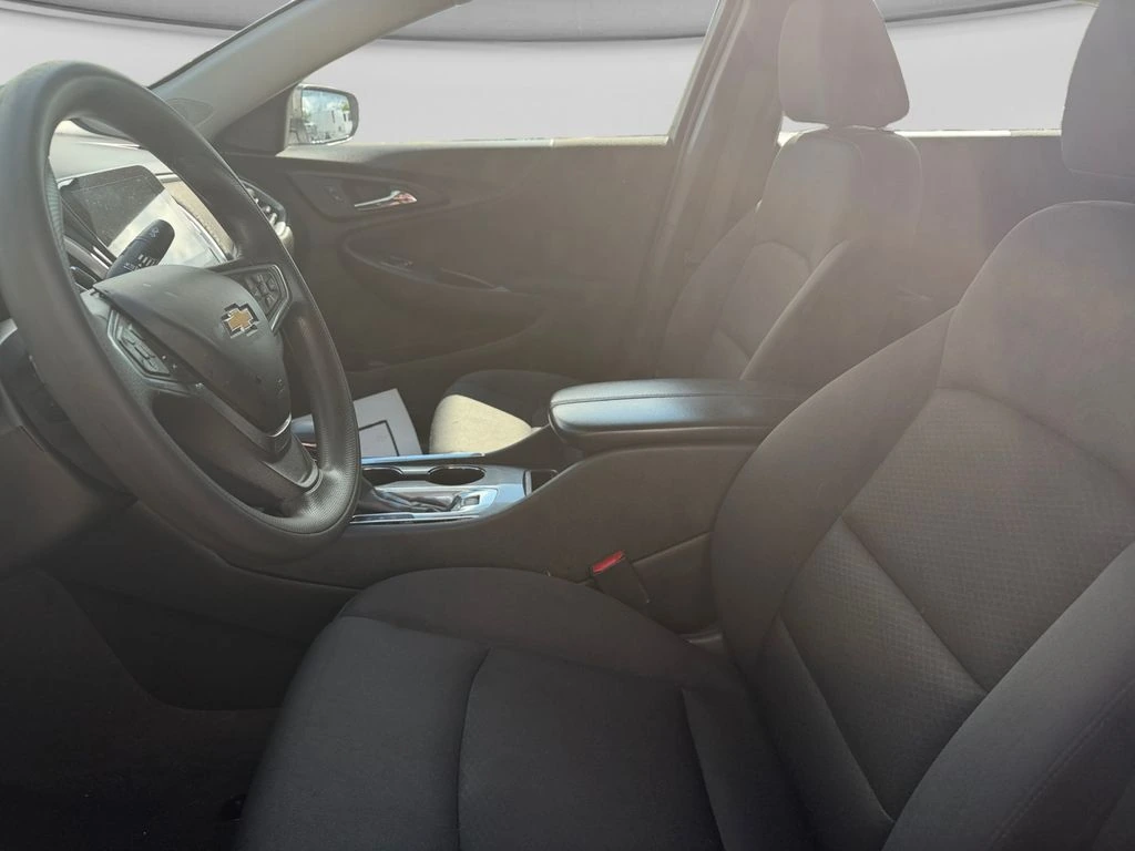 2023 Chevrolet Malibu 1LT - Photo 22