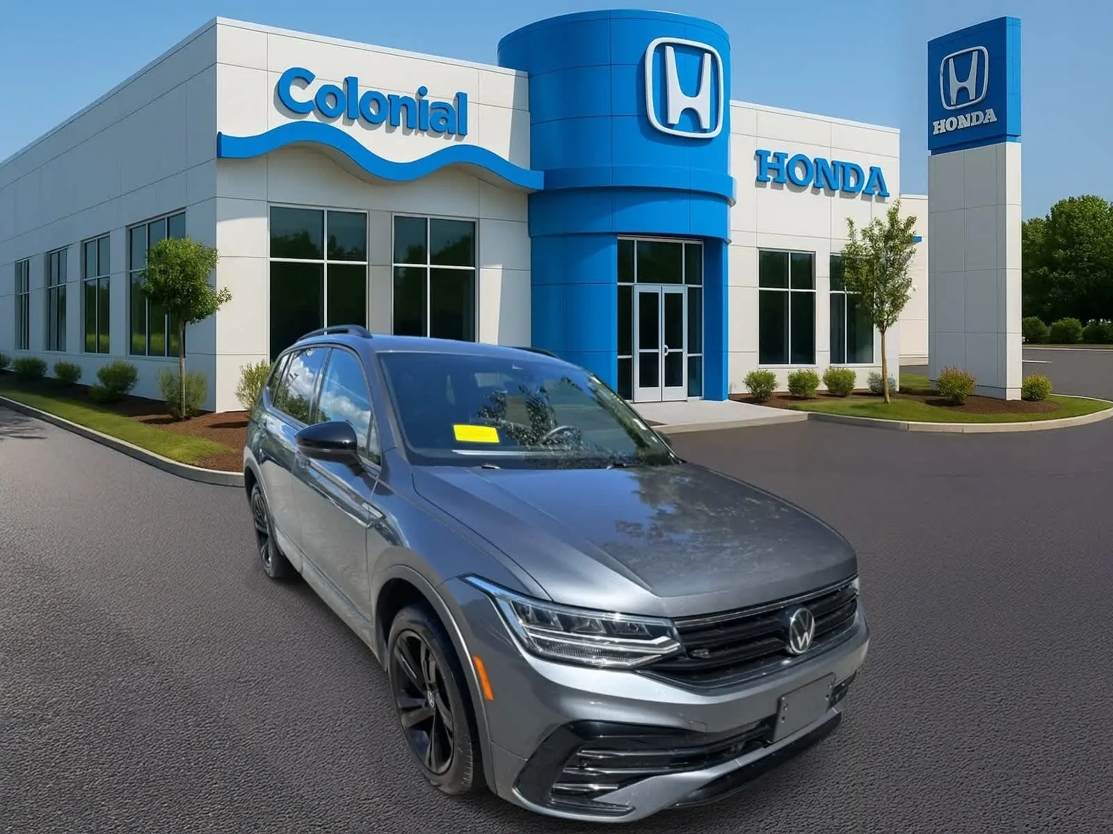 2023 Volkswagen Tiguan SE R-Line Black photo 8