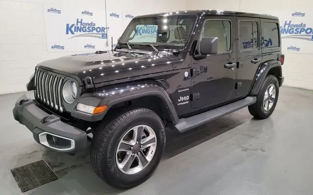 2021 Jeep Wrangler Unlimited Sahara photo 6
