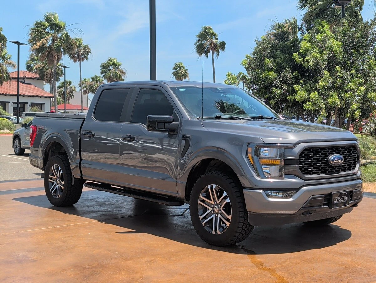 2023 Ford F-150 XL 4x4 SuperCrew 5-1/2 Box's photo