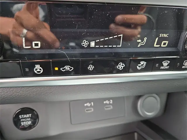 2026 Nissan Rogue SV photo 38
