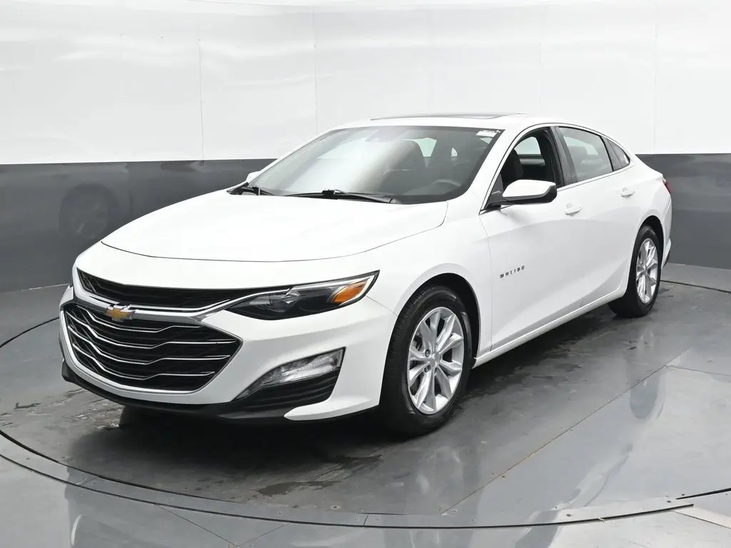 2024 Chevrolet Malibu 1LT photo 5