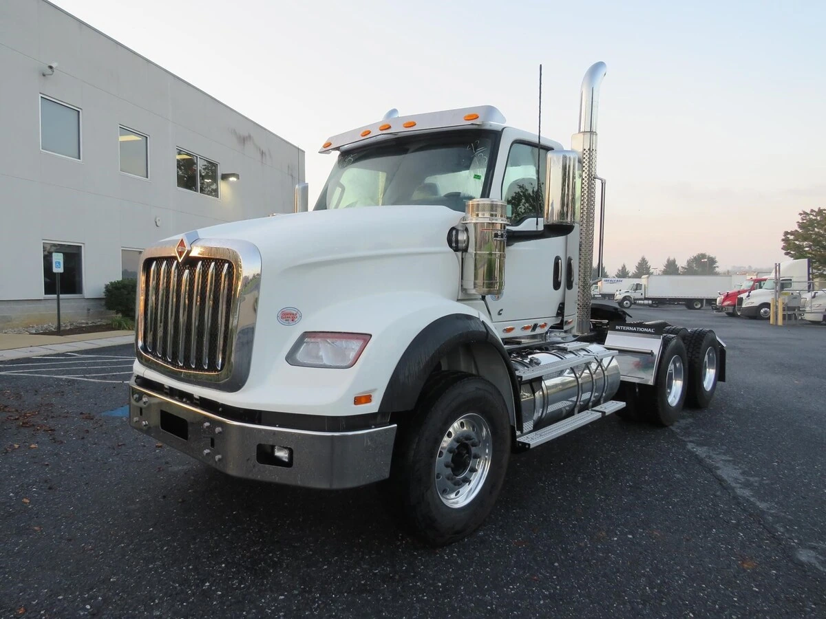 2025 International HX in Swedesboro, NJ