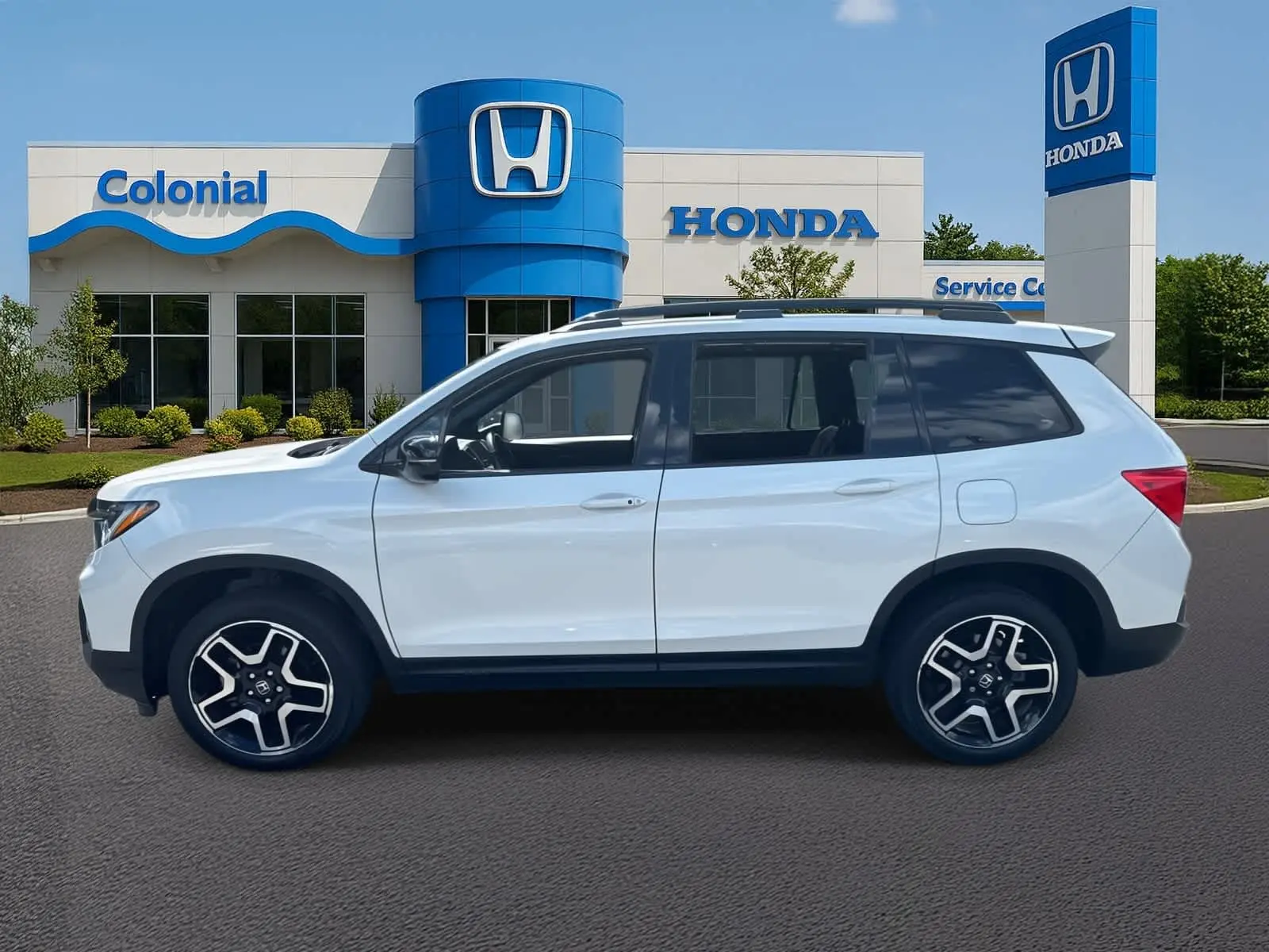 2023 Honda Passport Elite photo 2