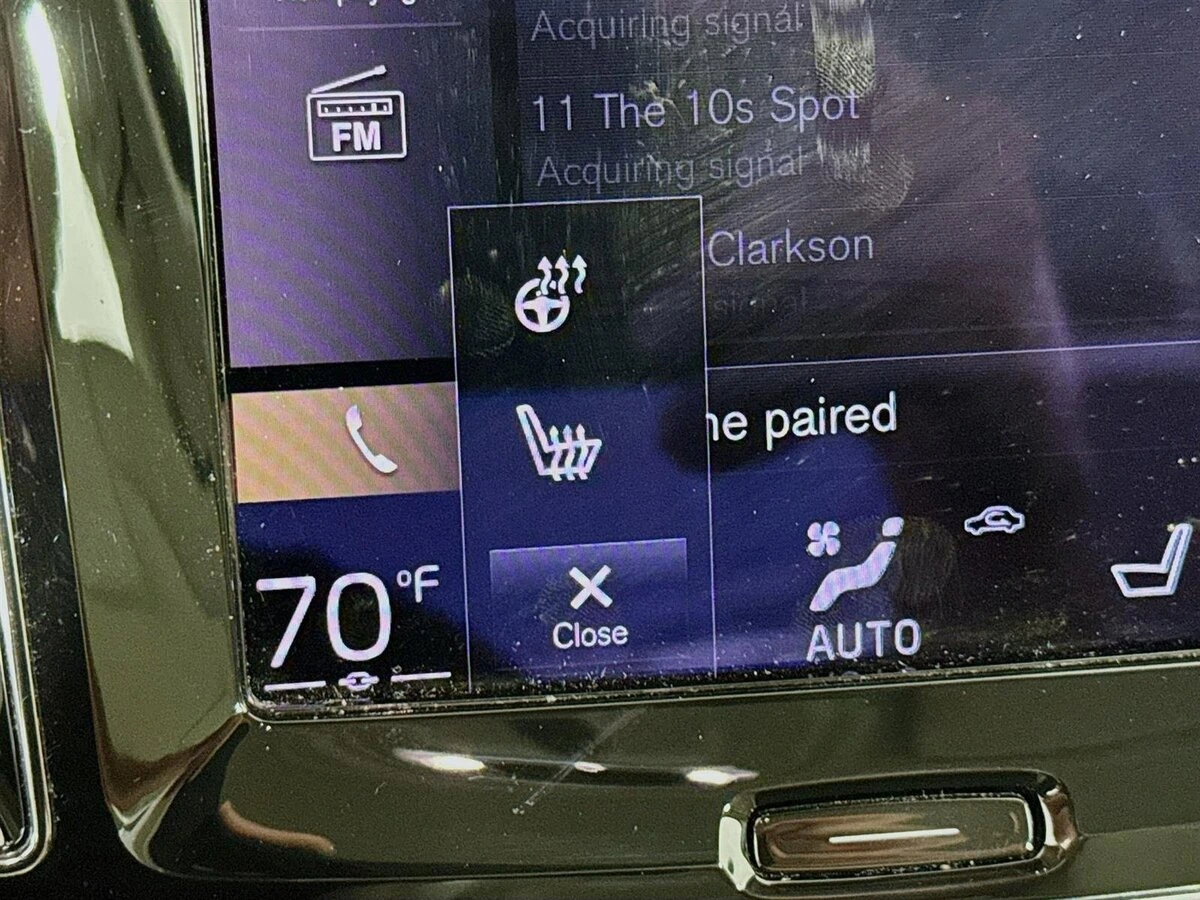 2021 Volvo - image 22