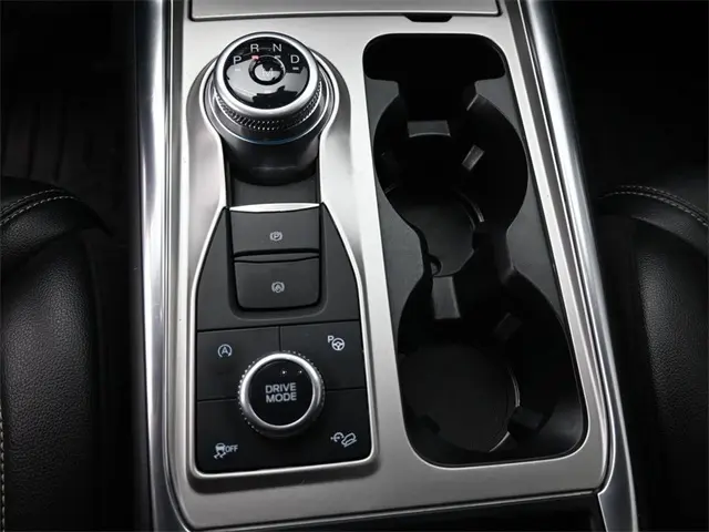 2020 Ford Explorer ST photo 15