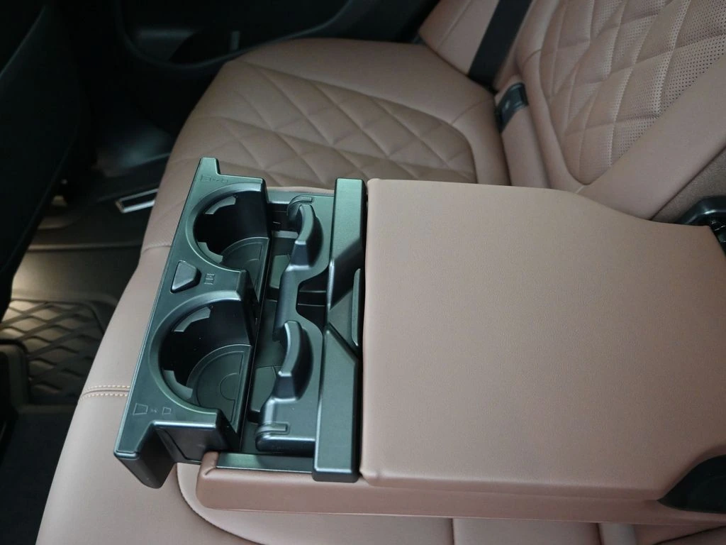 2026 BMW X5 50e - Photo 17