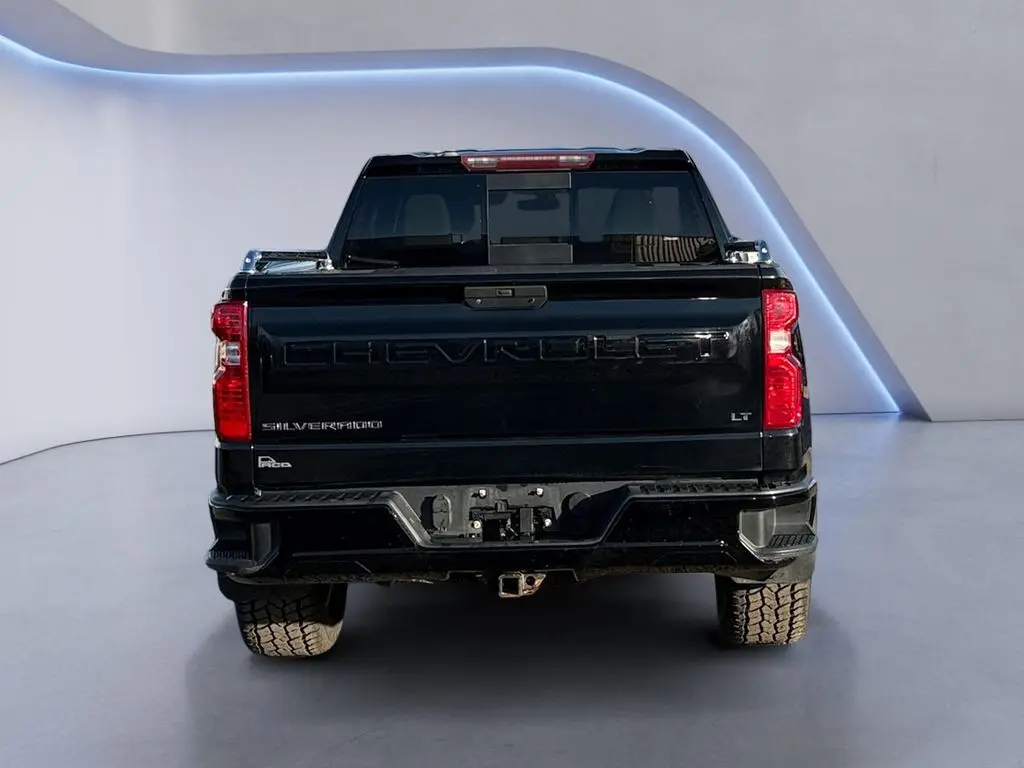 2019 Chevrolet Silverado 1500 LT photo 4