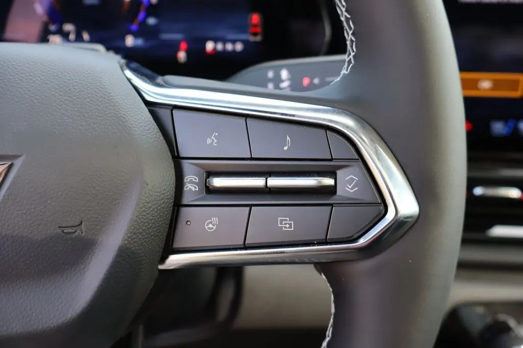 2026 Chevrolet Silverado EV Trail Boss photo 15
