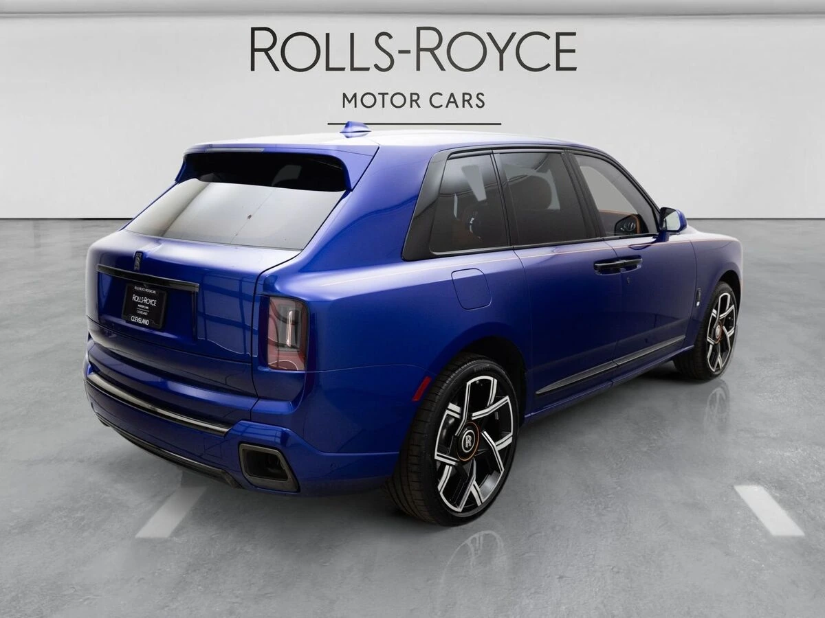 2027 Rolls-Royce Cullinan Black Badge - Photo 10