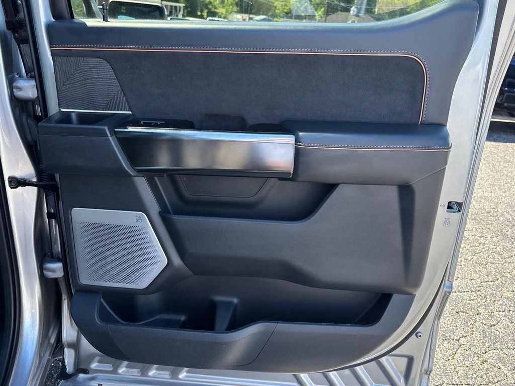 2023 Ford F-150 Platinum - Photo 17