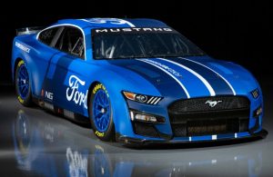 2022 Ford Mustang NASCAR Edition front end