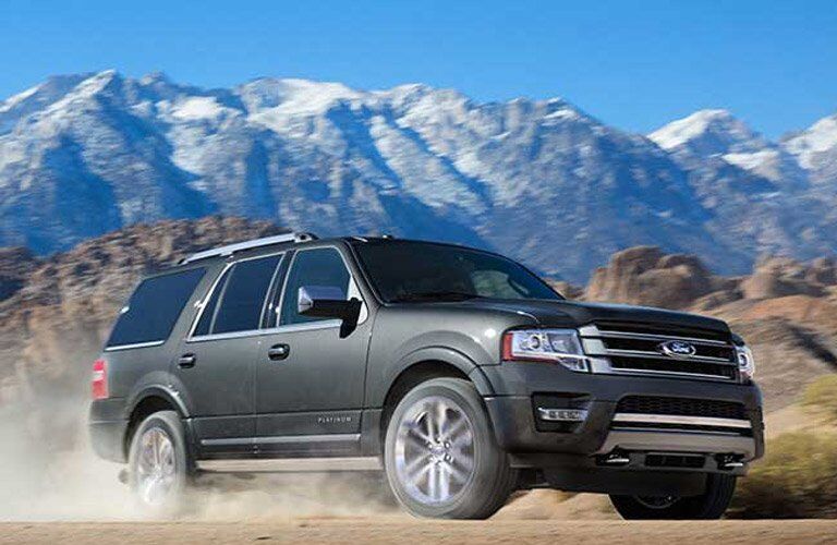 2017 Ford Expedition front side exterior