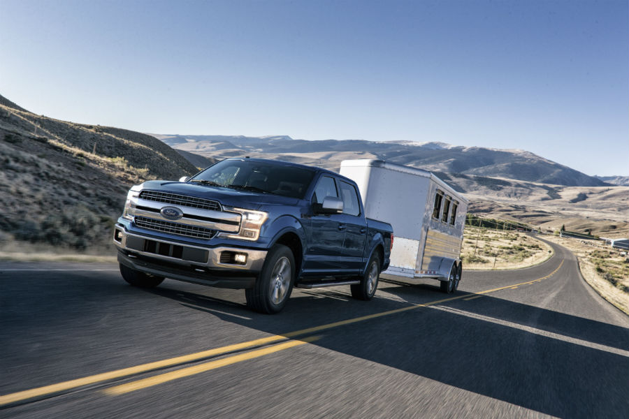 2018 Ford F-150 front side exterior towing trailer_o