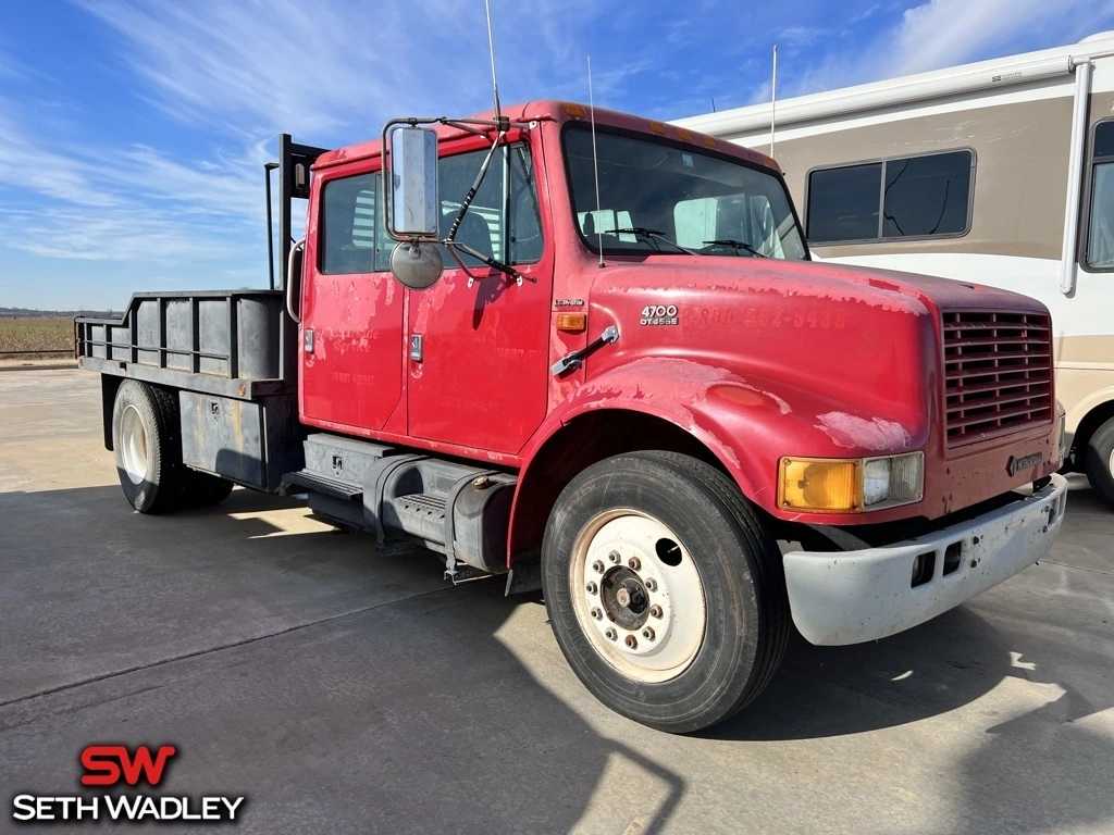 1998 International - image 1