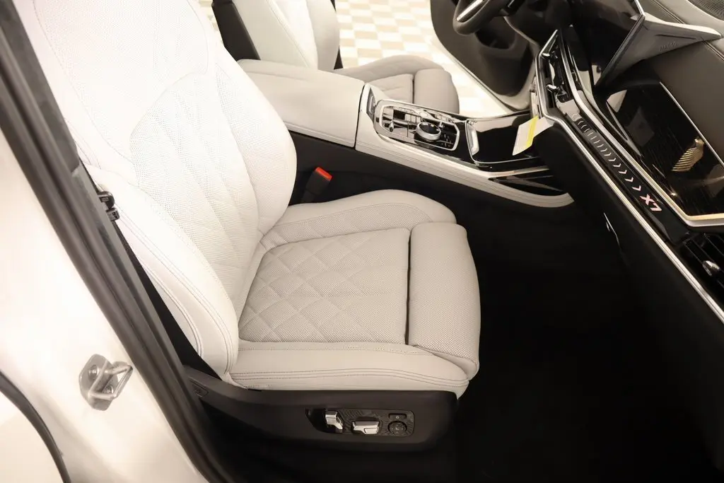 2026 Bmw X7 xDrive40i photo 14