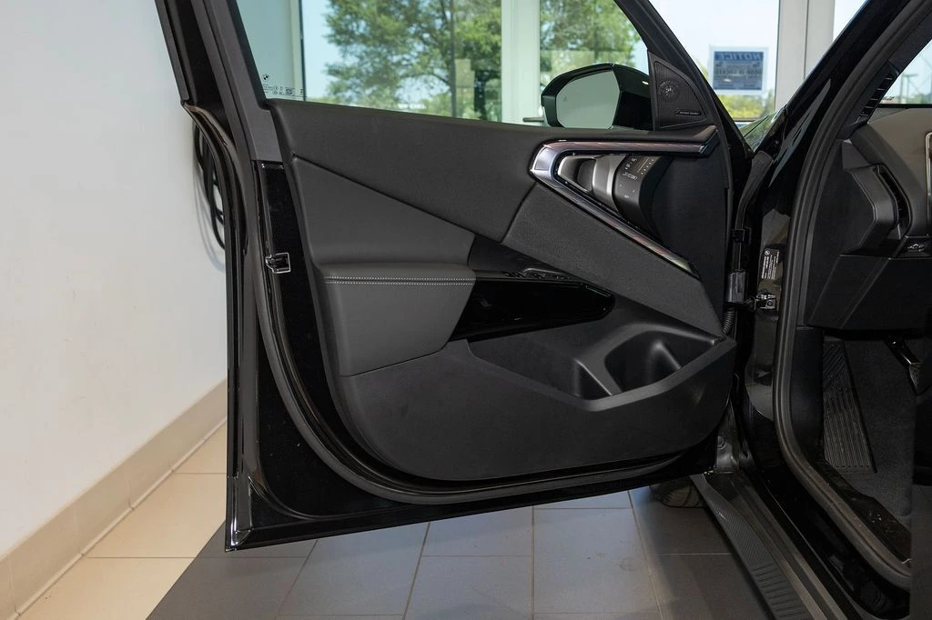 2026 BMW X3 30 - Photo 19