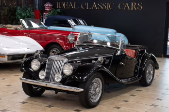 Roadsters: Pure, Sport-Focused Driving