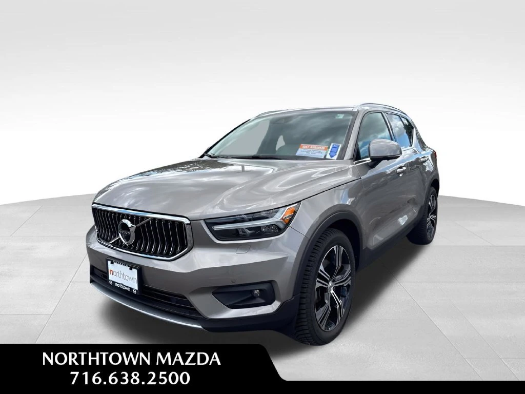 2021 Volvo XC40 Inscription
