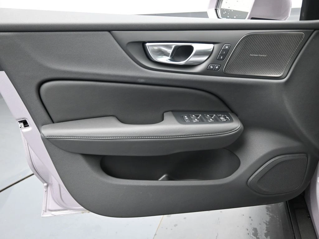 2026 Volvo V60 Cross Country Plus - Photo 22