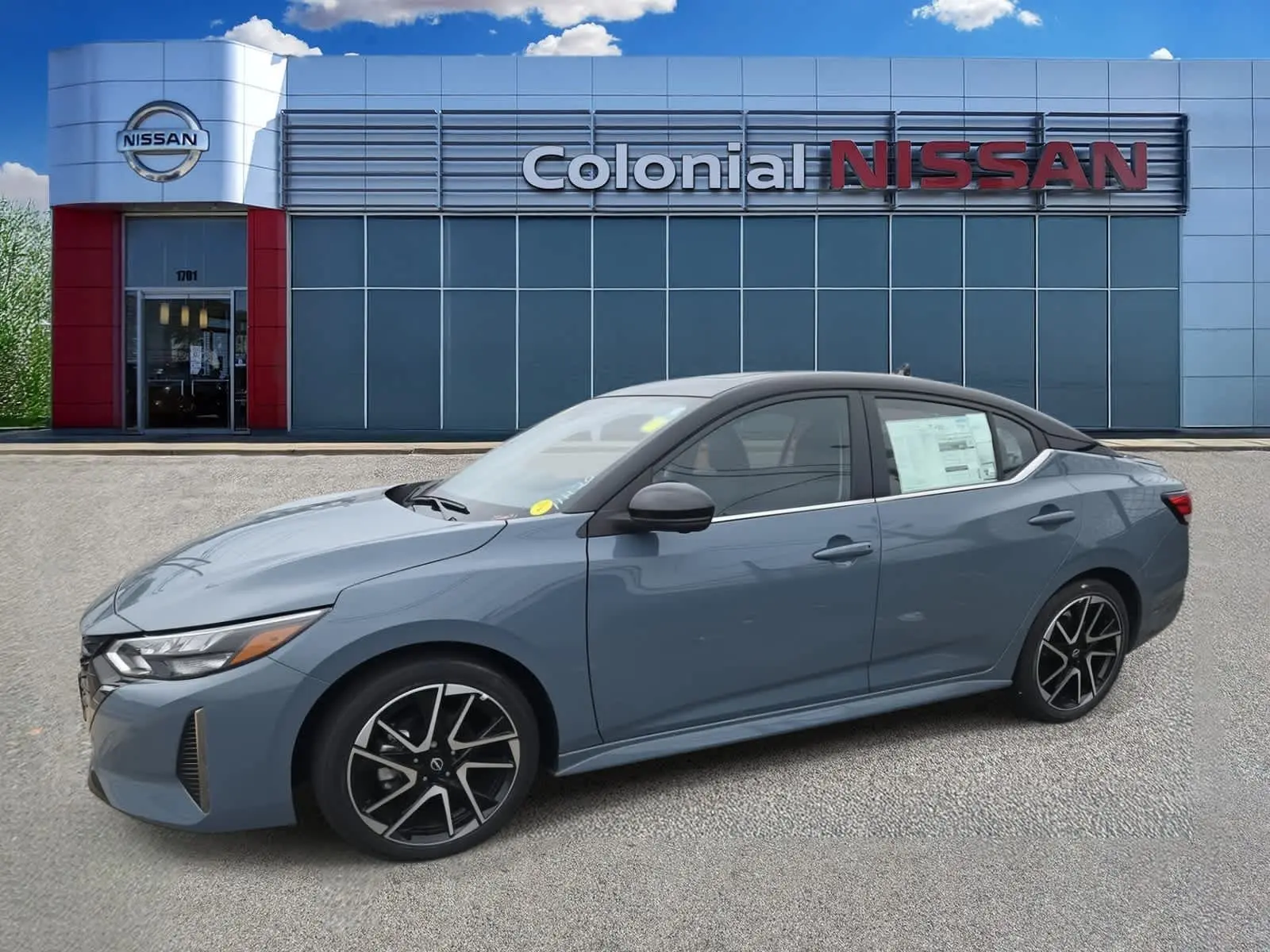 2025 Nissan Sentra SR photo 2