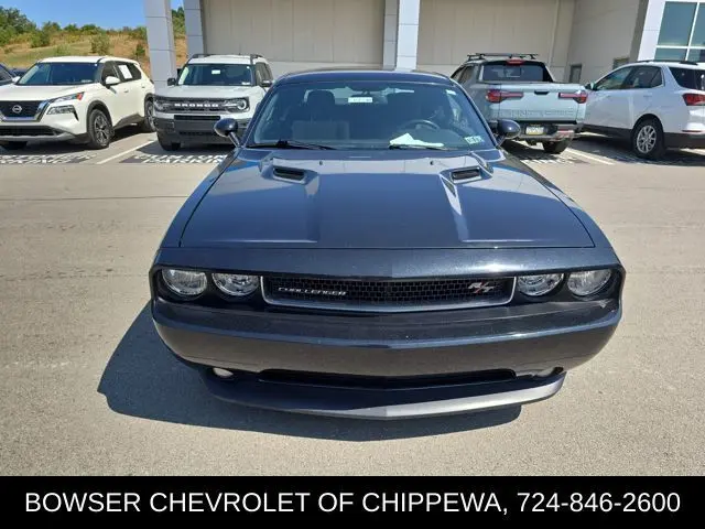 2014 Dodge Challenger R/T photo 8