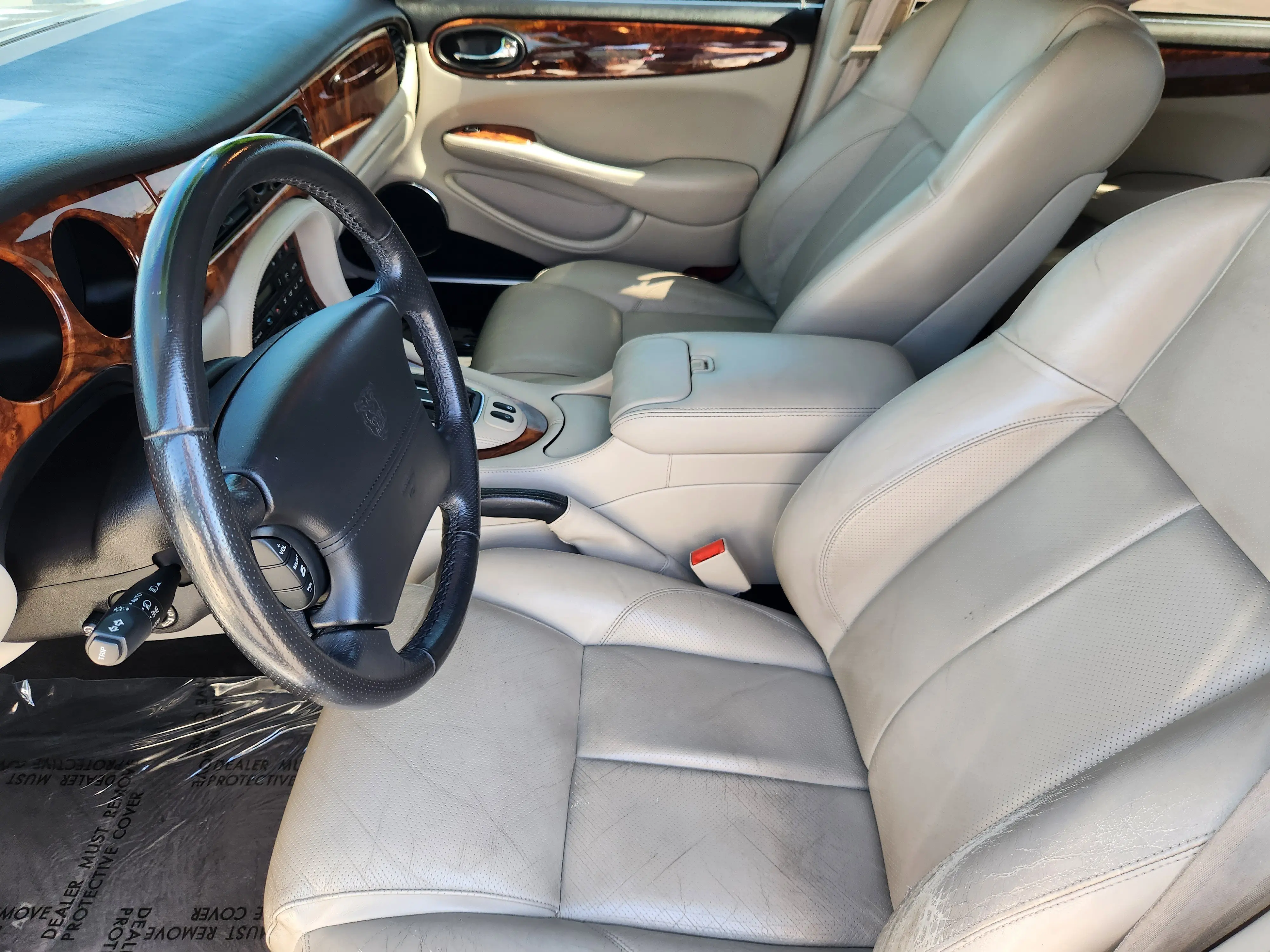 2002 Jaguar XJ Sport photo 8