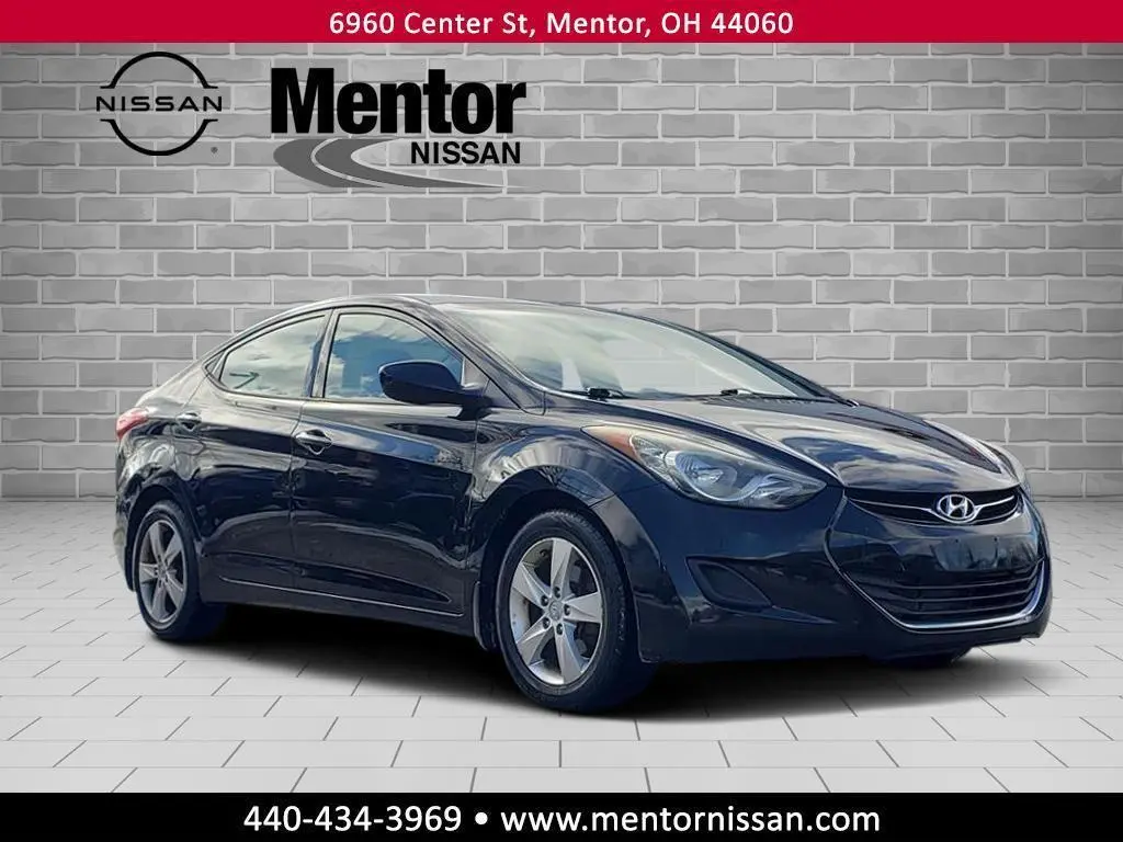 2013 Hyundai Elantra GLS's photo