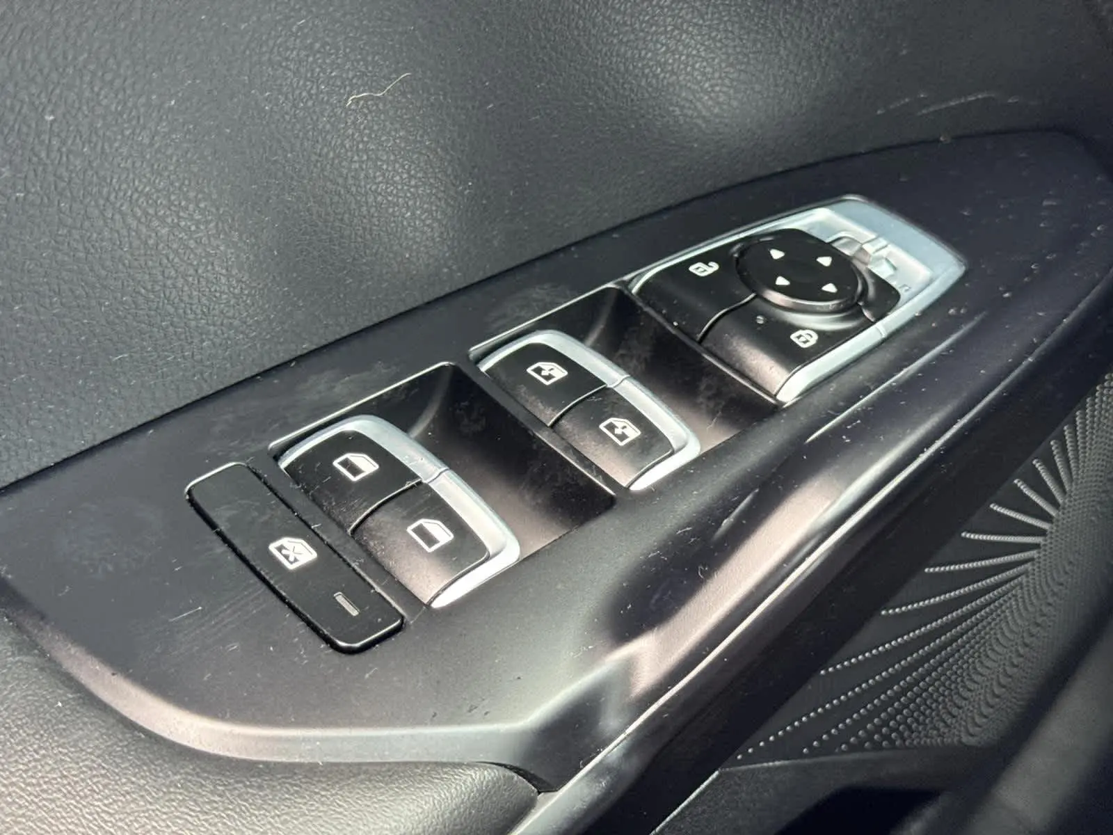 2023 Kia K5 GT-Line photo 24