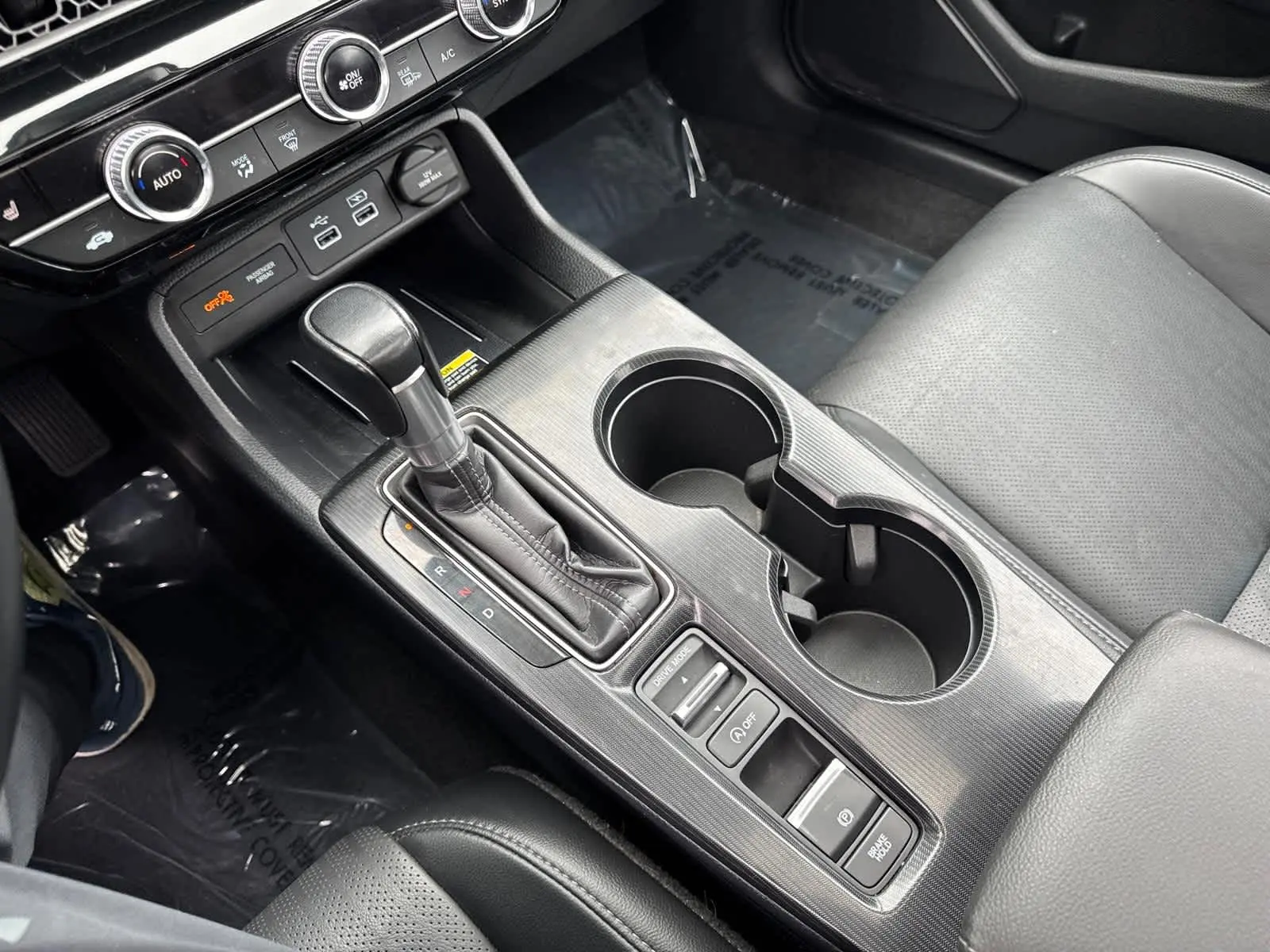 2023 Honda Civic Touring photo 22