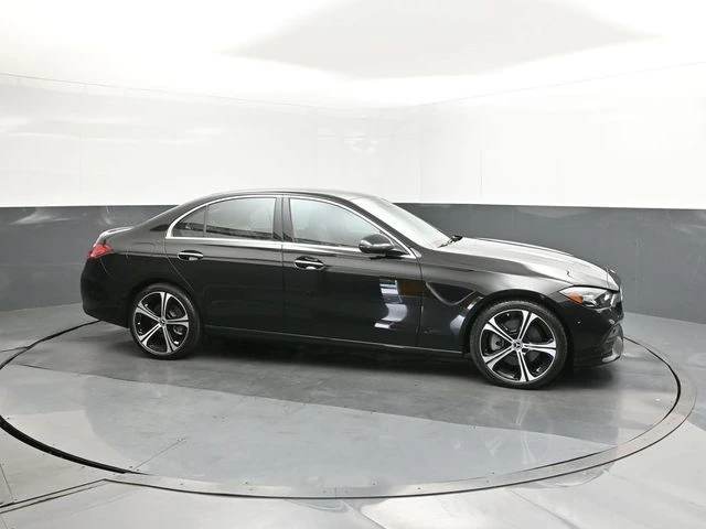 2025 Mercedes-Benz C-Class Sedan C 300 - Photo 17