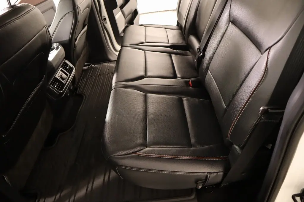 2023 Ford F-150 Lariat photo 14