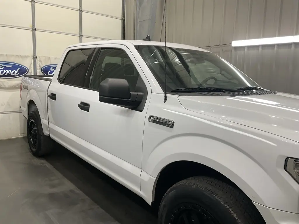 2020 Ford F-150 XLT photo 4
